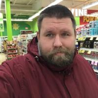 2016-01-26-kevintracy-grocery-shopping