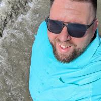 2022-07-05-kevin-tracy-in-atlantic-ocean1